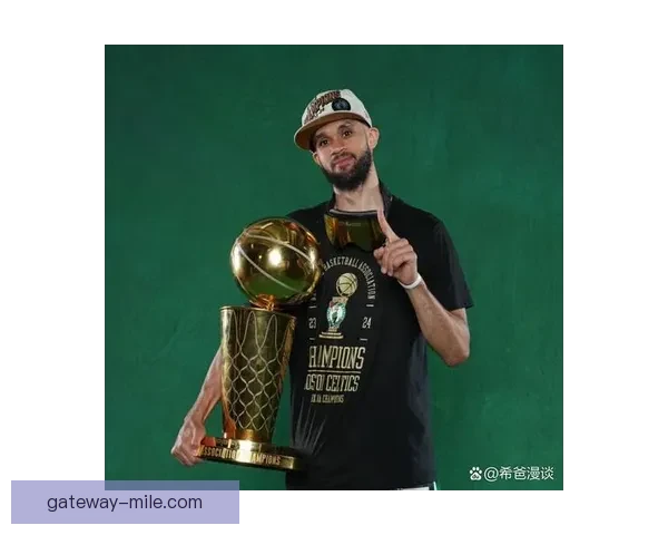 从角色拼图到外线火力核心解析凯尔特人怀特三分出手激增背后的体系变革
